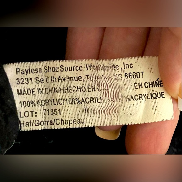 *Final Price*Hat -100% acrylic black and white checkered-OS - Picture 5 of 7